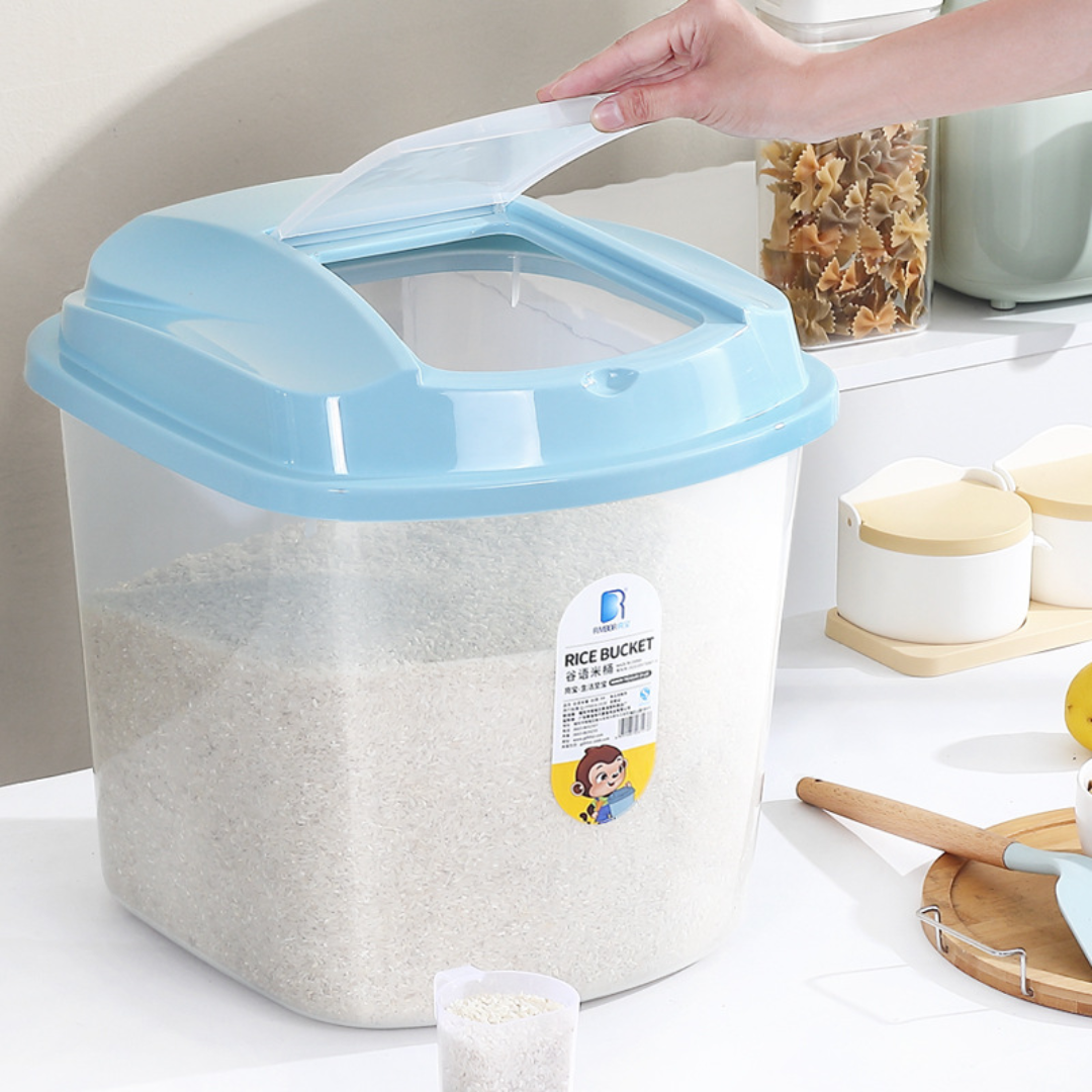 10kg Plastic Food Storage Container with Blue Lid