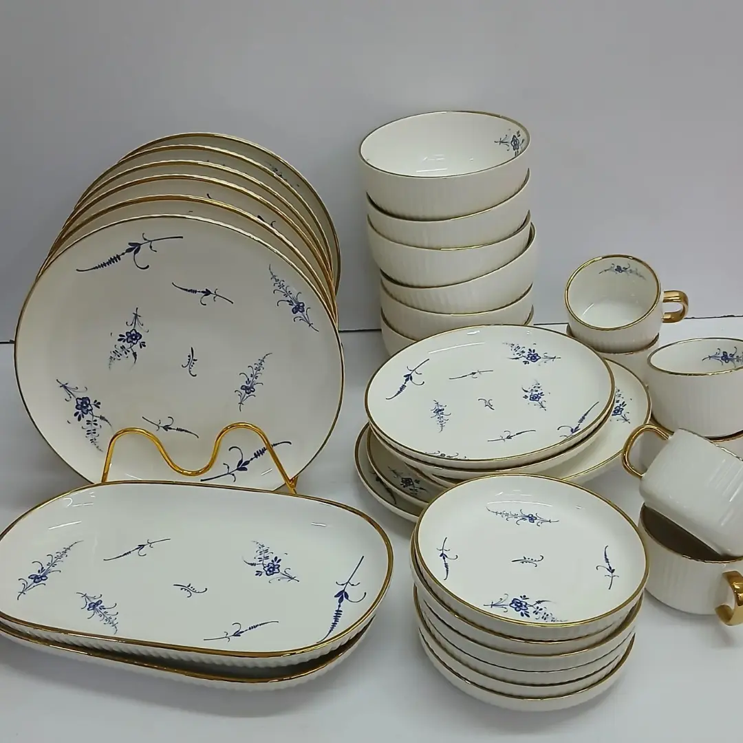 32-Piece Premium Ceramic Dinner Set
