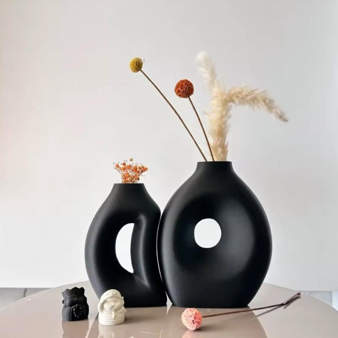 Black 2-in-1 Decorative Doughnut Vase