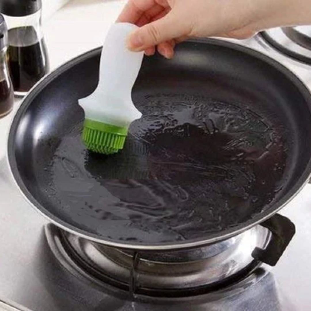 Heat resistant silicone oil brush with glass bottle