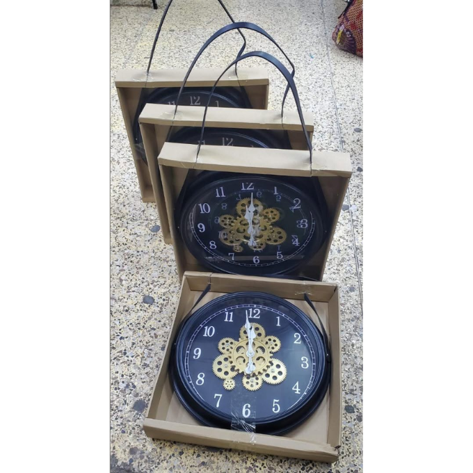 Rotating Moving Gear Wall Clock