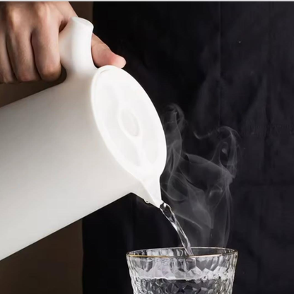 White Nordic Insulated Thermos Flask (1L)