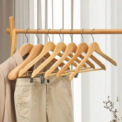 Wooden Hangers (10-Piece Set)