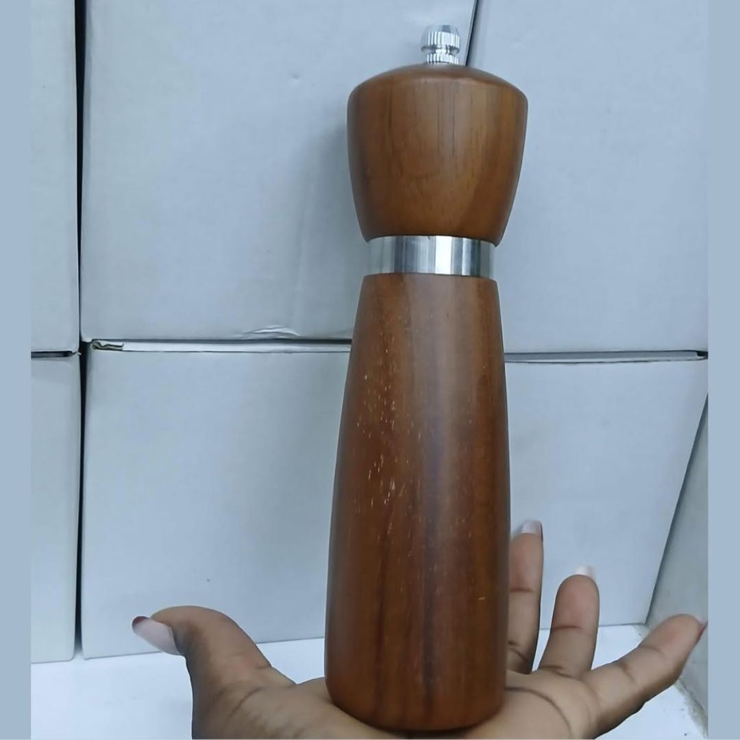 Wooden Portable Spice and Pepper Grinder